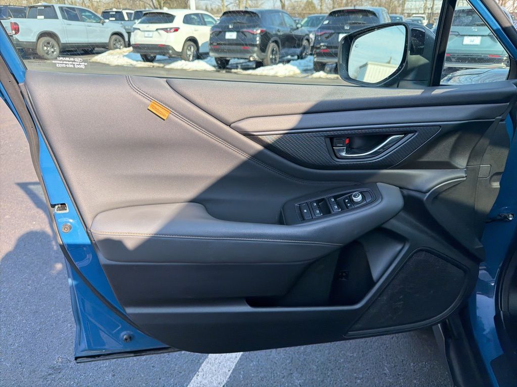 Thumbnail: 2022 Subaru Outback - 18