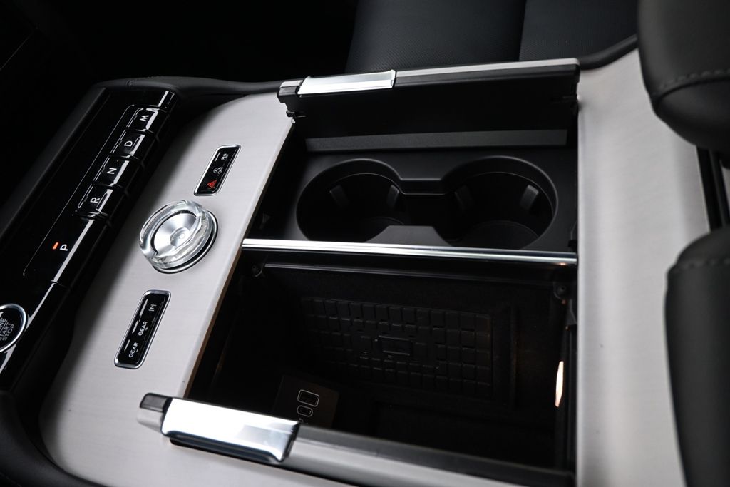 New 2026 Black Lincoln Reserve image 28