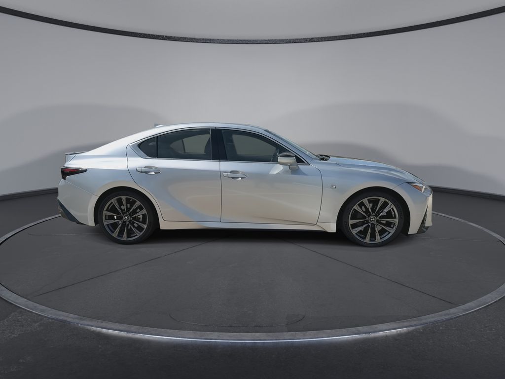 Thumbnail: 2022 Lexus IS - 9
