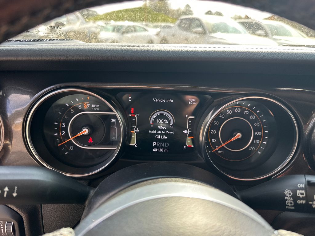Used 2022 Gray Jeep Unlimited Sahara Altitude image 26