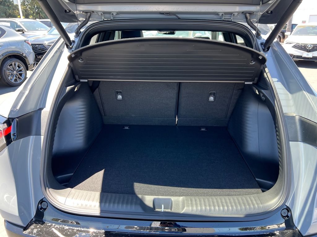 Thumbnail: 2025 Acura ADX - 23