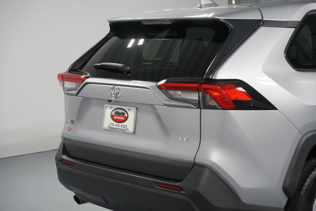 Thumbnail: 2024 Toyota RAV4 - 9