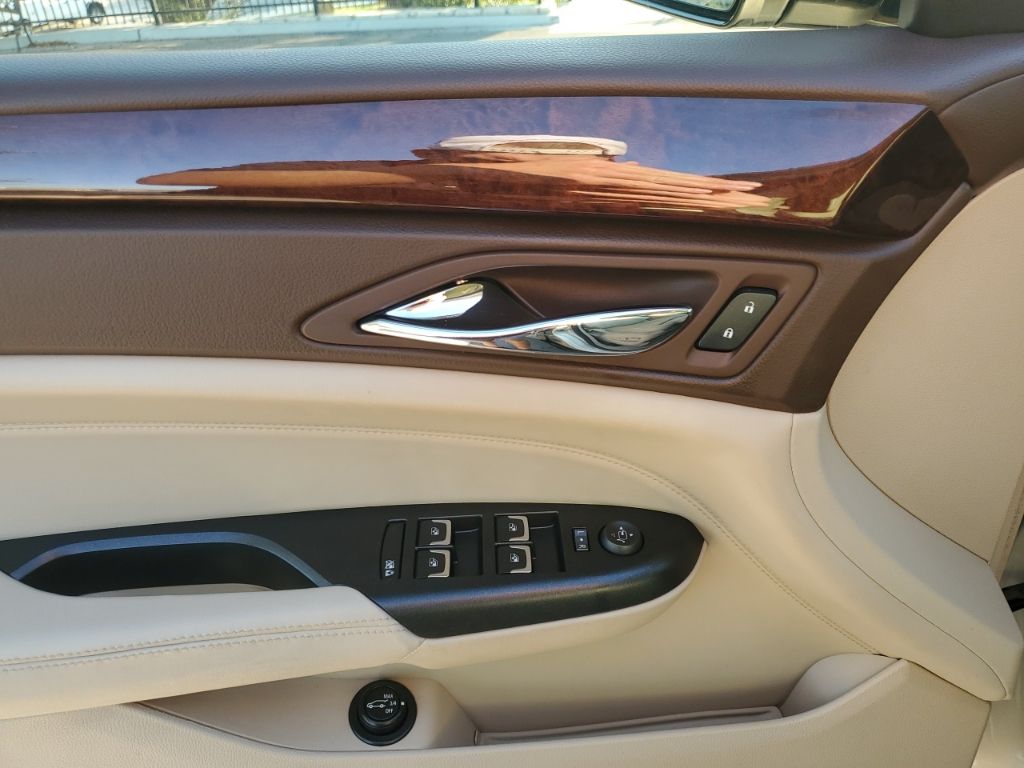 Used Car 2016 Cadillac Srx  Premium For Sale Under $15,000 In Austin, Texas