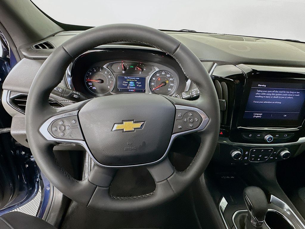 Thumbnail: 2023 Chevrolet Traverse - 11