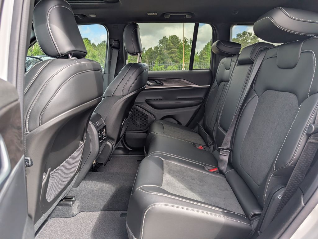2026 Jeep Grand Cherokee Altitude White at Victoria Chrysler Dodge Jeep Ram