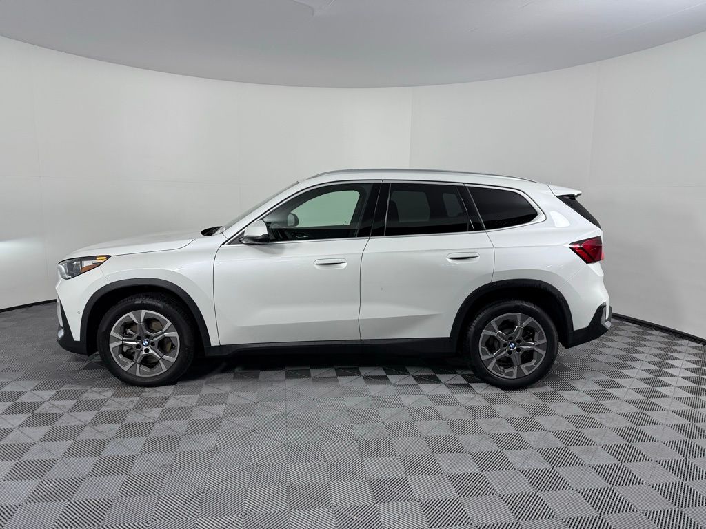 2023 BMW X1 xDrive28i 8