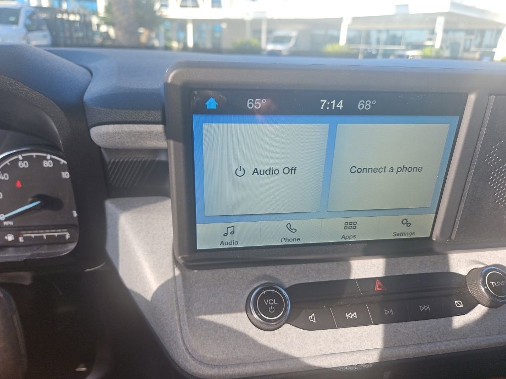 View vehicle photo 6