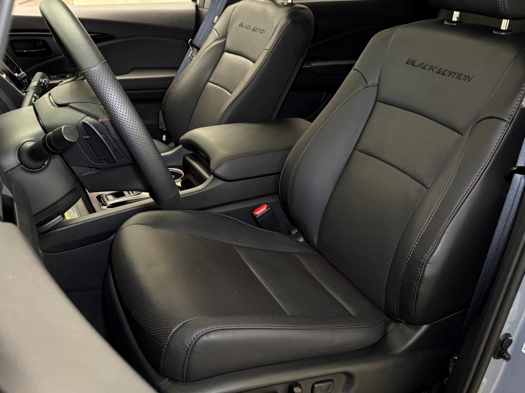 2025 Honda Passport Black Edition 31