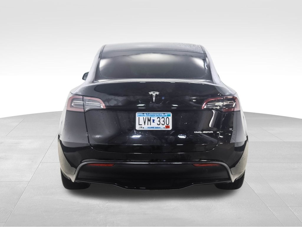 Thumbnail: 2024 Tesla Model Y - 4