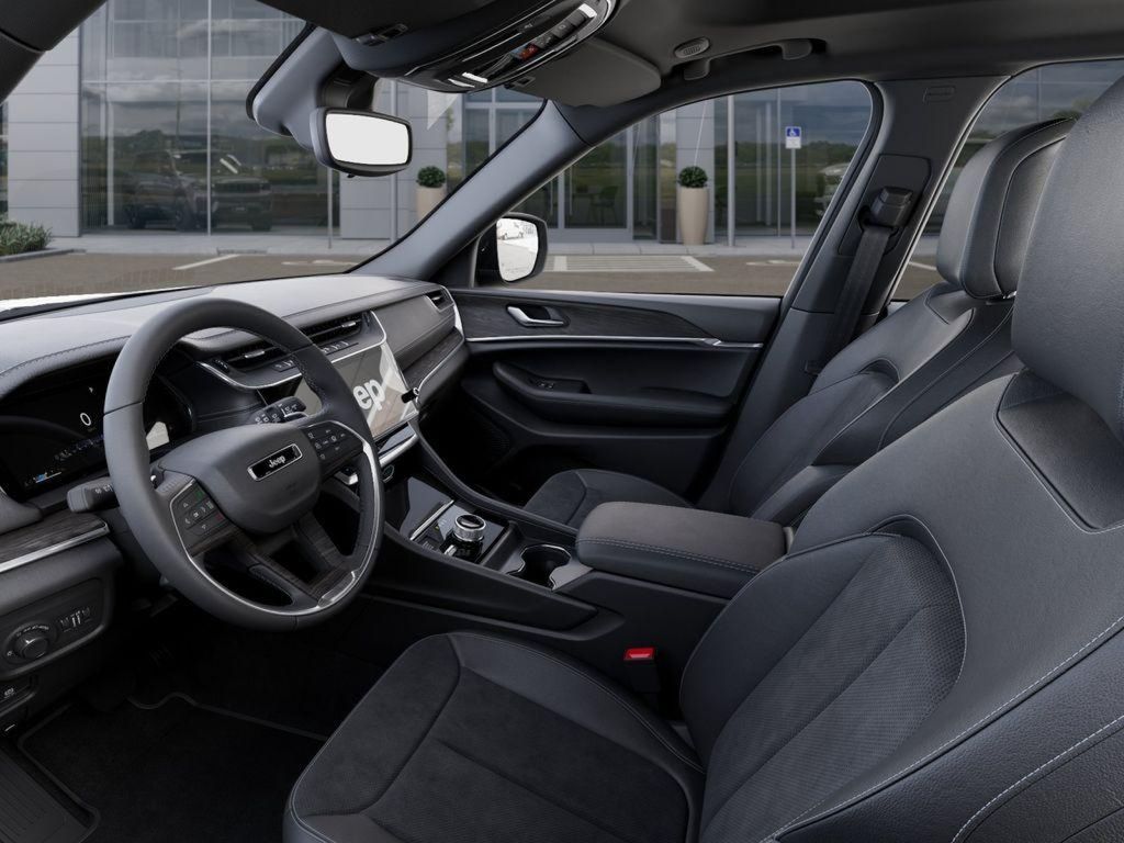 2026 Jeep Grand Cherokee Laredo White/off-white at South Hills CDJR