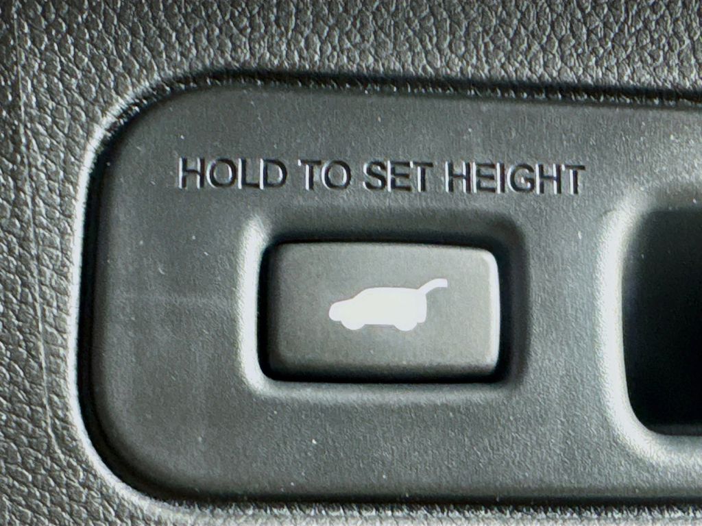 Used Car 2025 Honda Pilot  Ex-l For Sale Under $50,000 In Austin, Texas