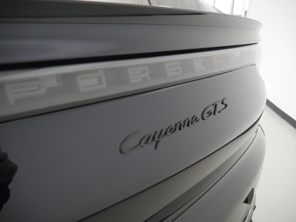 Thumbnail: 2023 Porsche  - 11