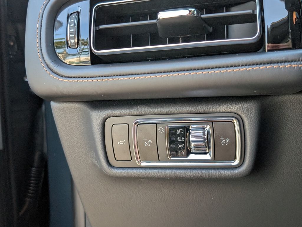 new 2026 Lincoln Aviator car, priced at $89,765