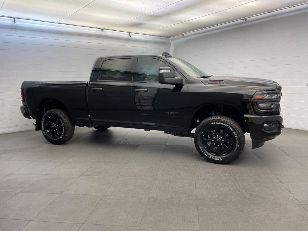 View vehicle photo 2
