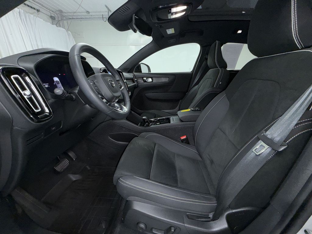 Used 2023 Volvo C40 Recharge Pure Electric SUV