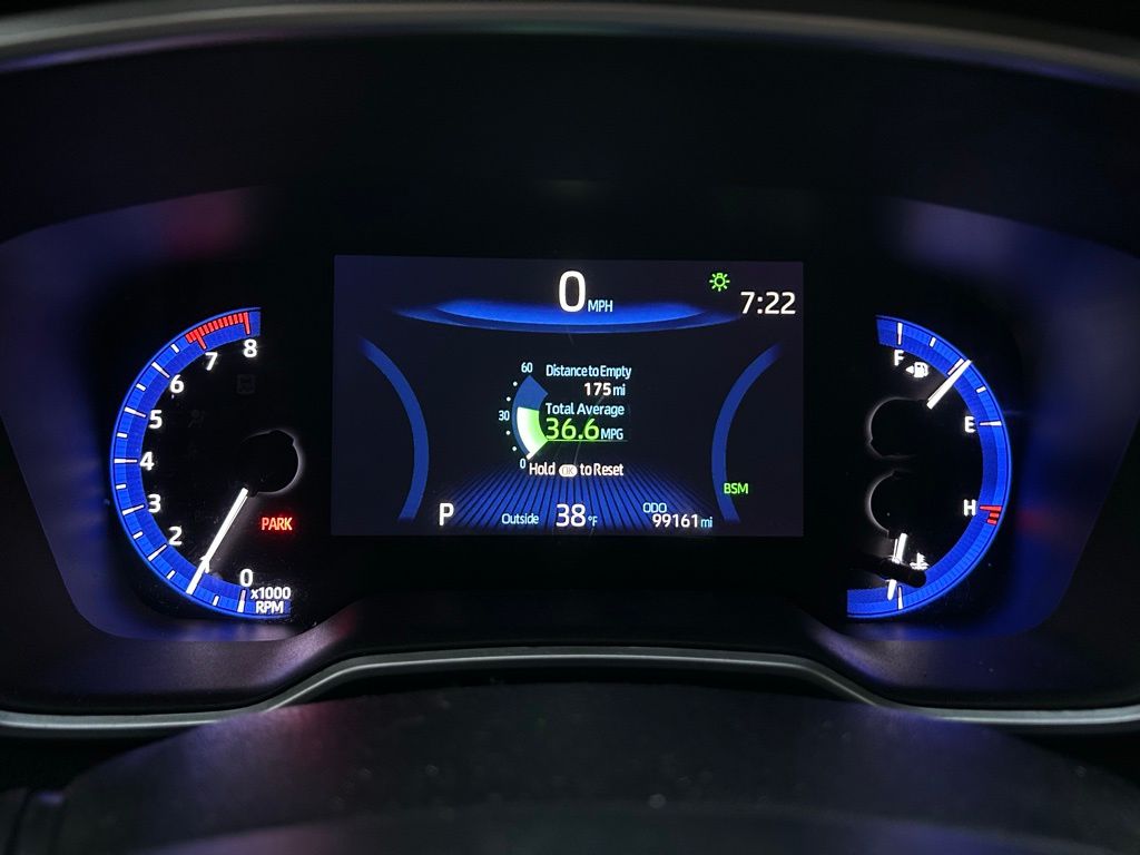 Thumbnail: 2021 Toyota Corolla - 23