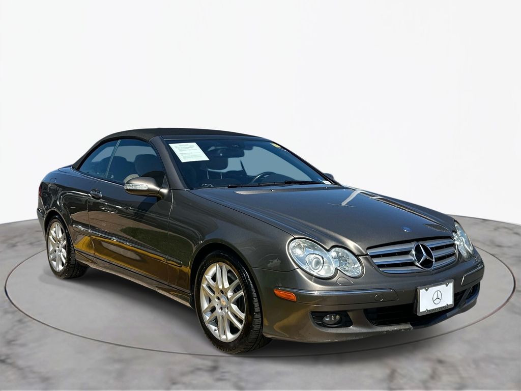 Thumbnail: 2009 Mercedes-Benz CLK - 7