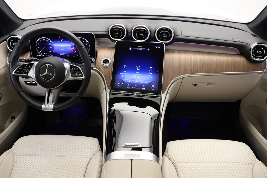 Thumbnail: 2024 Mercedes-Benz GLC - 18