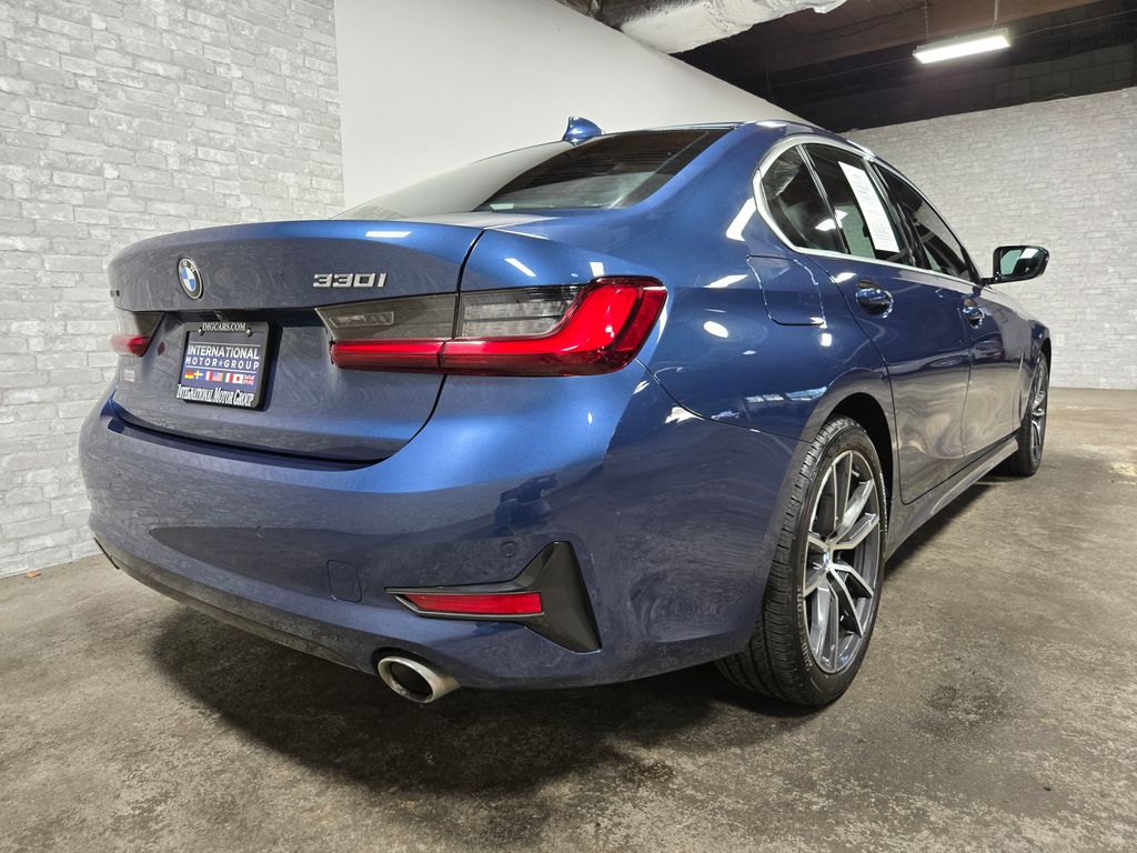 2022 BMW 3 Series 330i - Photo 41