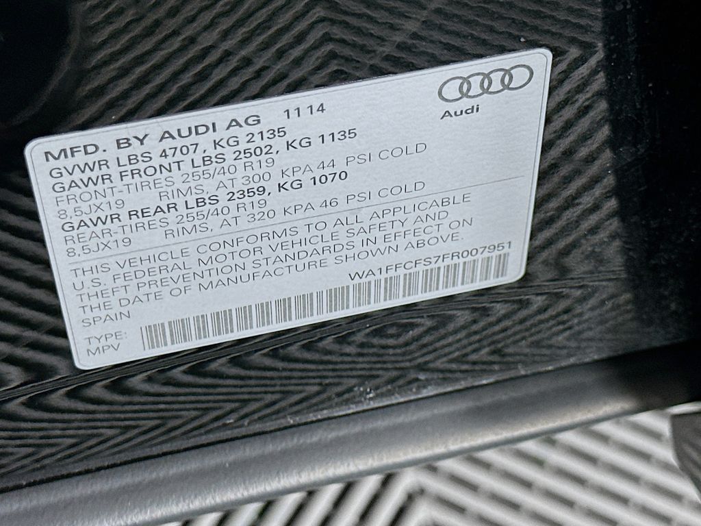 2015 Audi Q3 Prestige 32