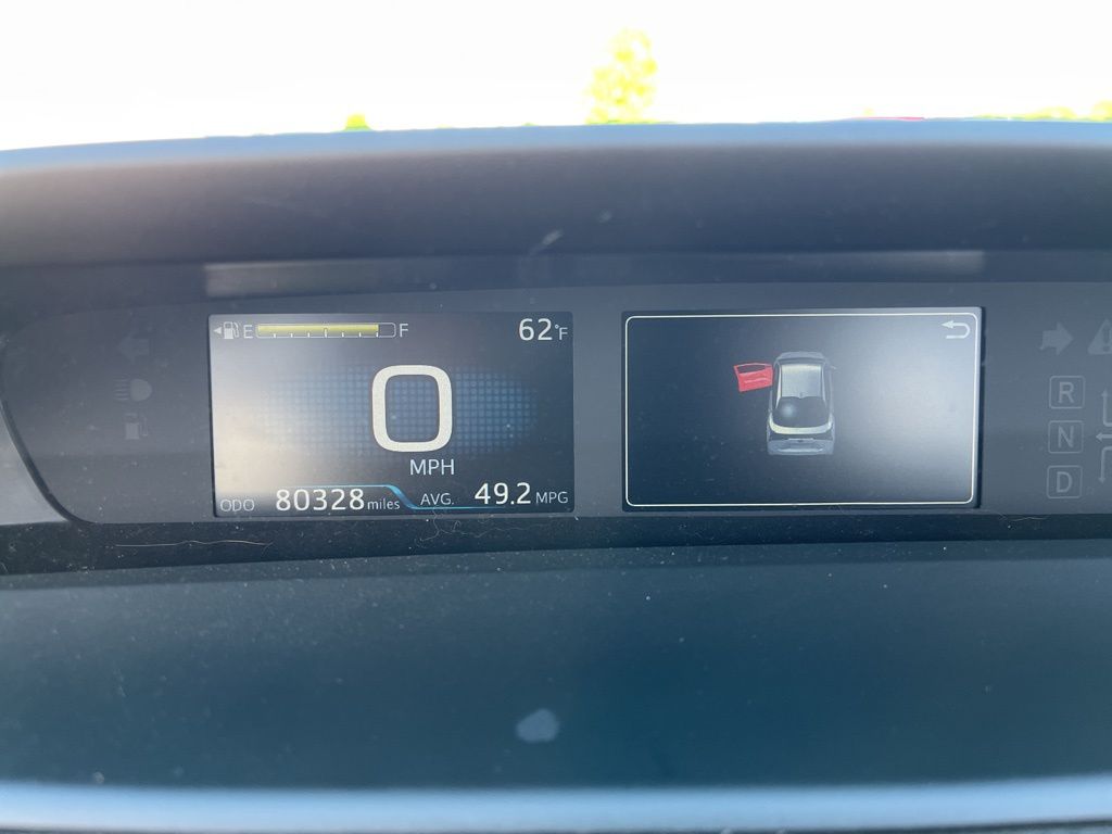 Thumbnail: 2021 Toyota Prius - 23