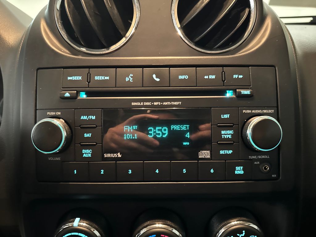 Used 2015 Gray Jeep Sport image 23