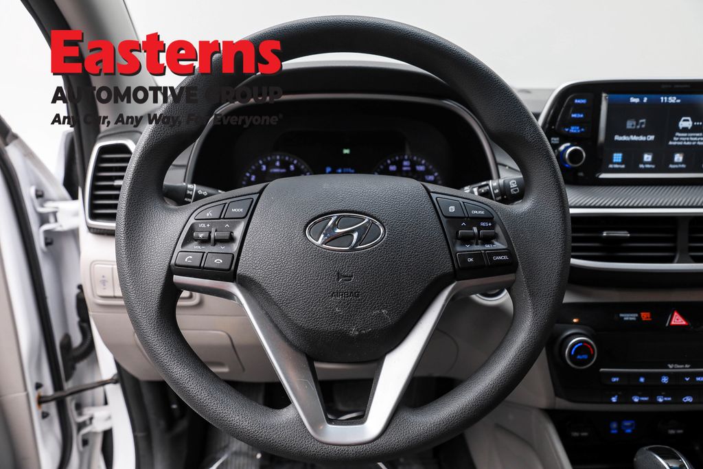 Used 2021 White Hyundai SEL image 10