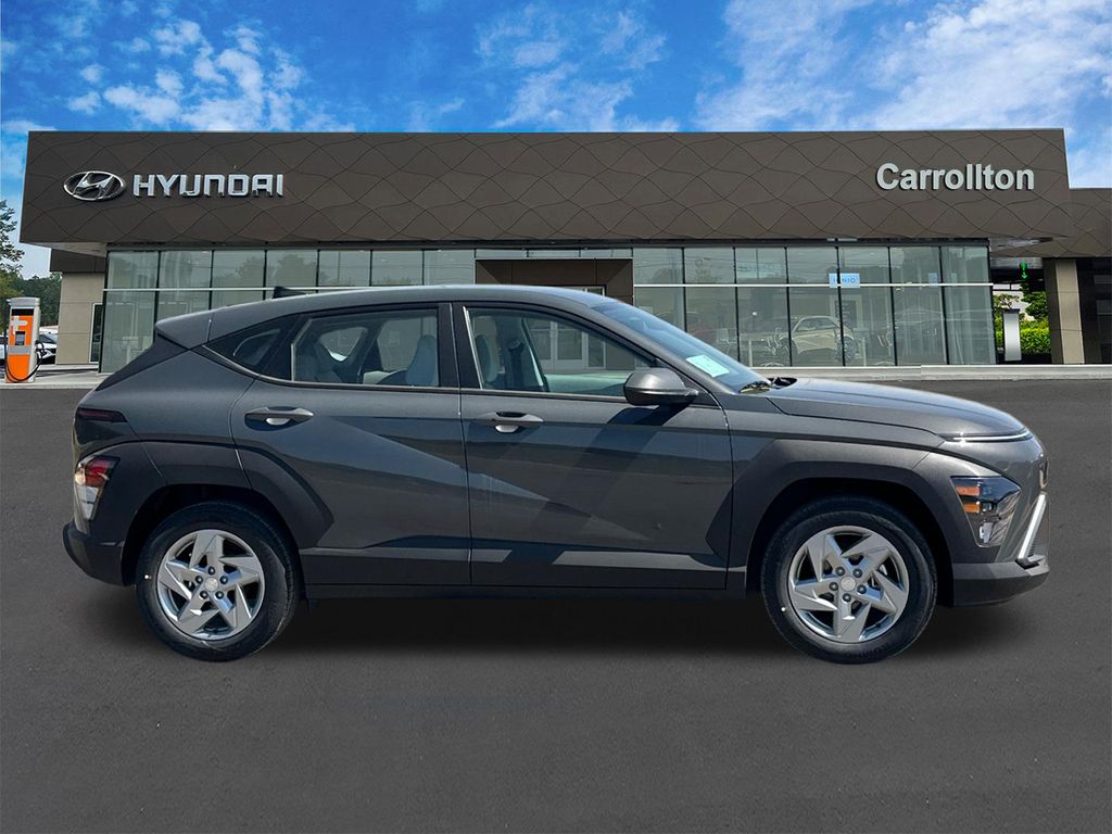New 2026 Gray Hyundai SE image 5