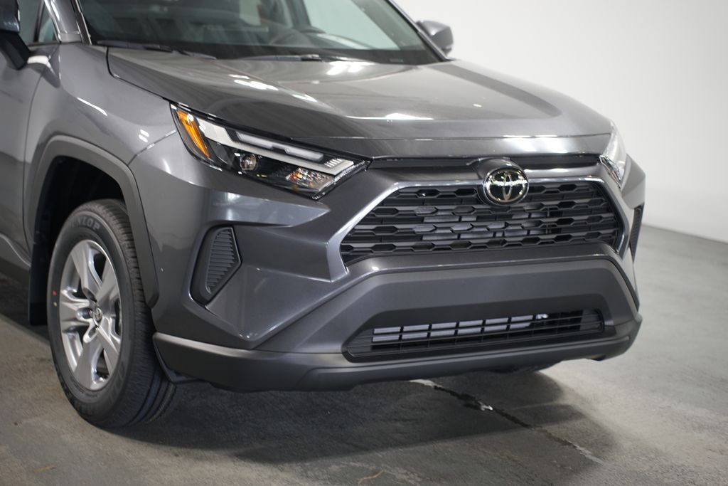 Thumbnail: 2025 Toyota RAV4 - 4
