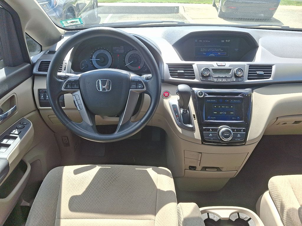 2016 Honda Odyssey EX 13
