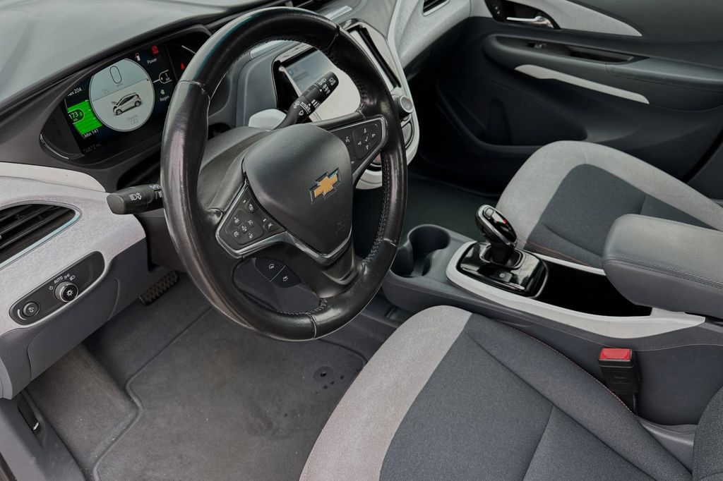 2020 Chevrolet Bolt EV LT 12