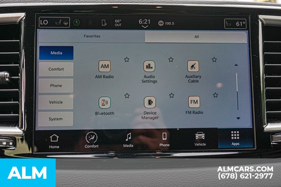2024 Chrysler Pacifica Touring L photo 37