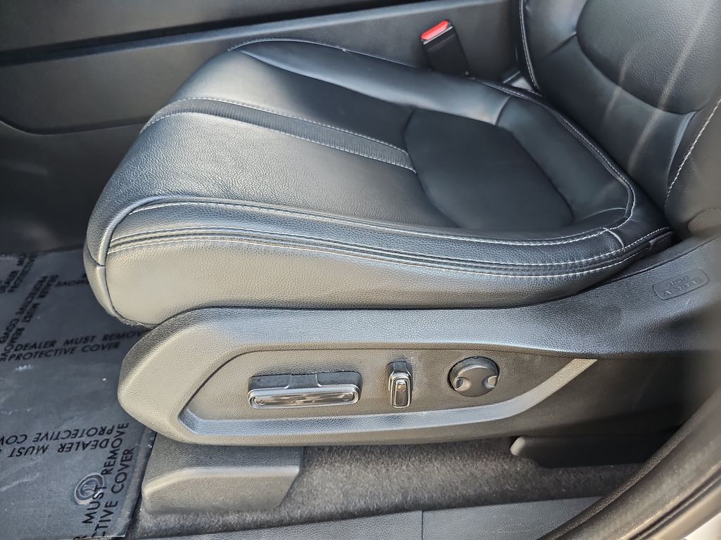 Used 2025 Honda Pilot SUV