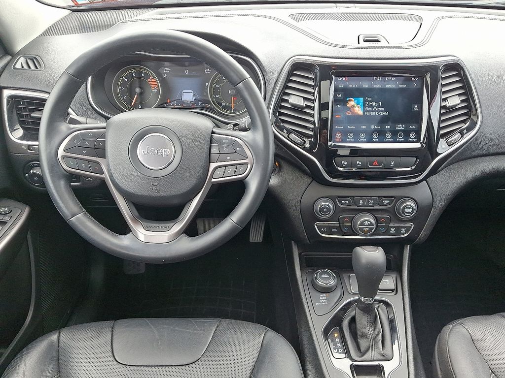 Thumbnail: 2021 Jeep Cherokee - 12