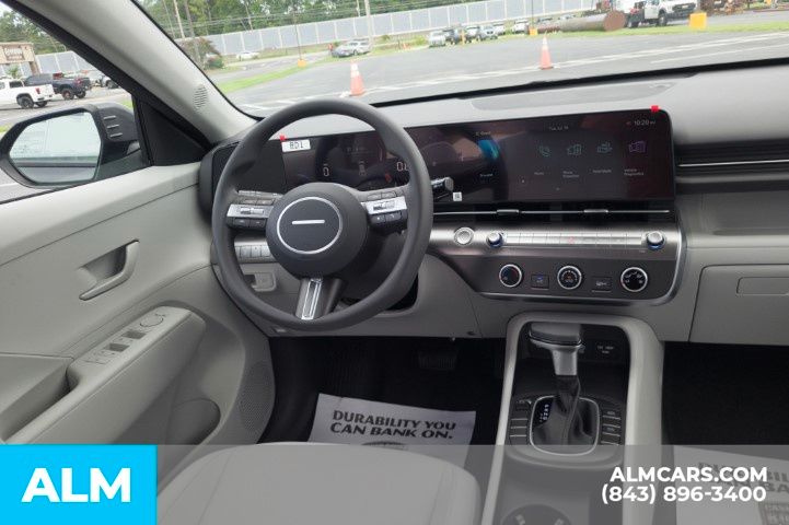 Used 2026 Gray Pearl Hyundai SE image 21