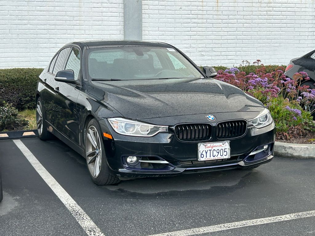 Thumbnail: 2013 BMW 3 Series - 2