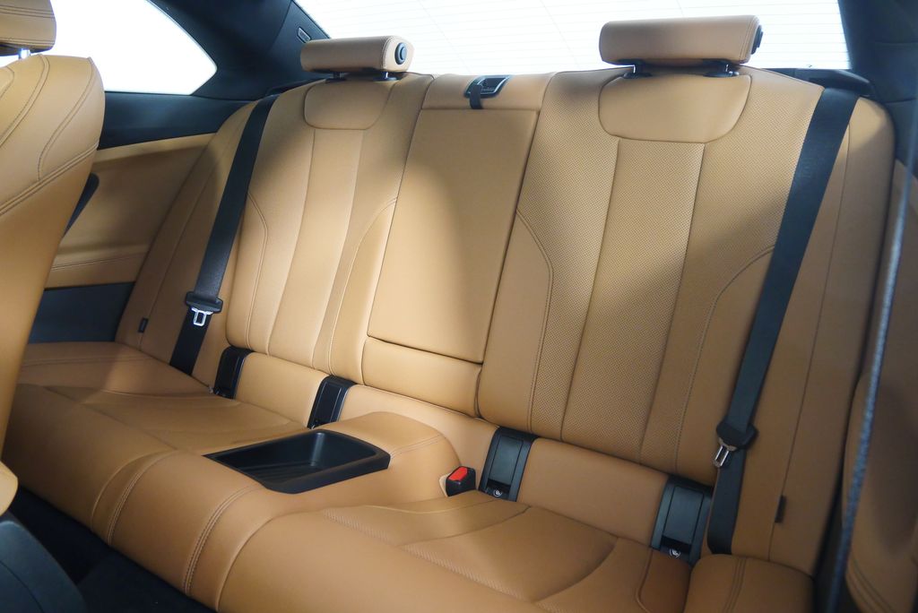 Thumbnail: 2024 BMW 2 Series - 13