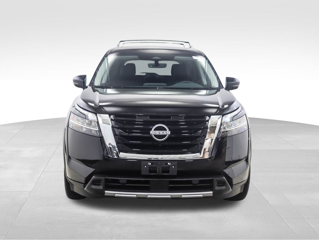 2024 Nissan Pathfinder SL 8