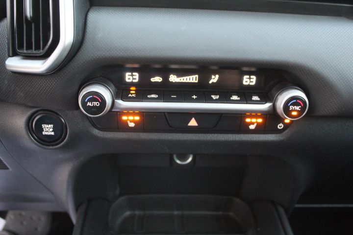 Used Car 2024 Mazda Cx-50  2.5 S Preferred Package For Sale Under $25,000 In Georgetown, Texas