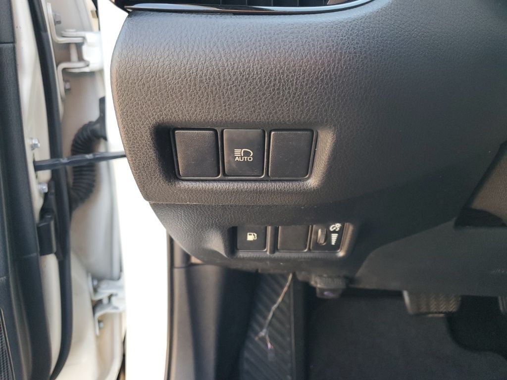 Used Car 2018 Toyota C-hr  Xle For Sale Under $20,000 In Austin, Texas