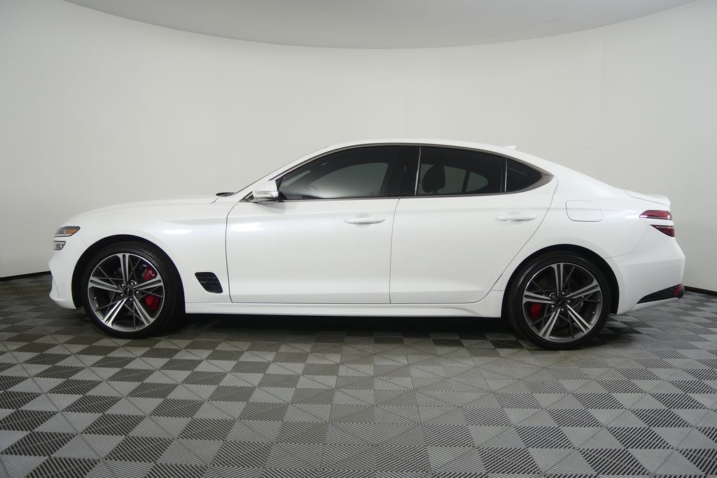 Thumbnail: 2024 Genesis G70 - 6