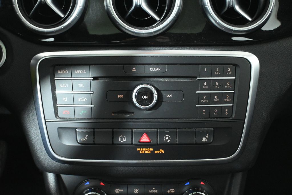 2015 Mercedes-Benz CLA 250 22
