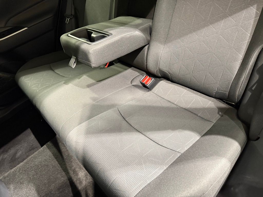 Thumbnail: 2025 Toyota RAV4 - 19