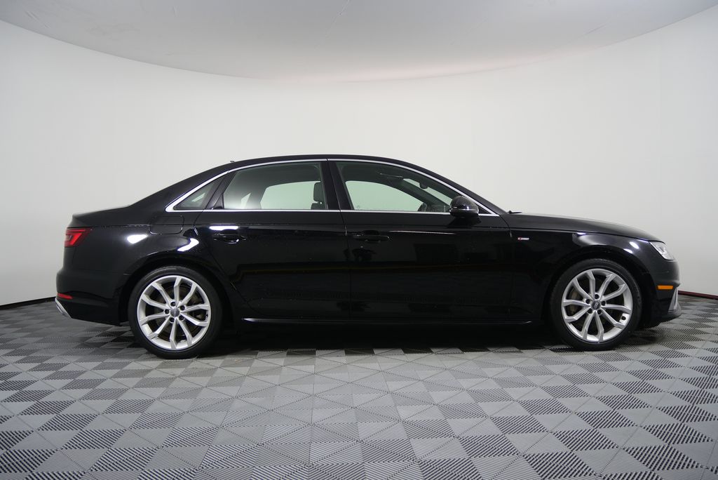 Thumbnail: 2019 Audi A4 - 2