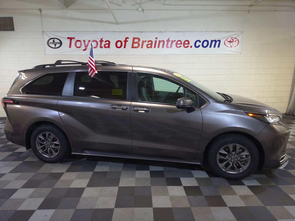 2024 Toyota Sienna