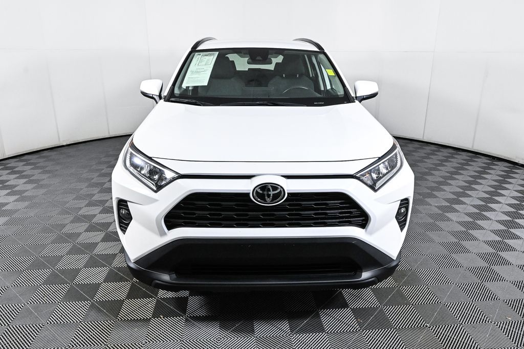 2020 Toyota RAV4 XLE 2