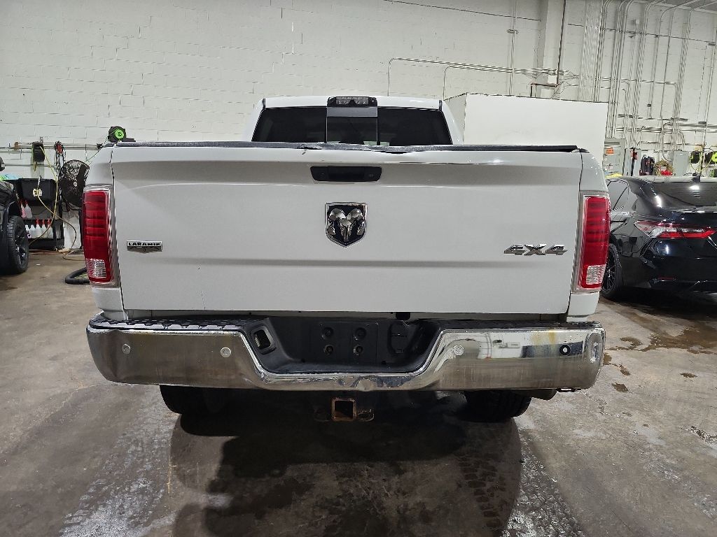 2017 Ram 2500 Laramie - Image 5