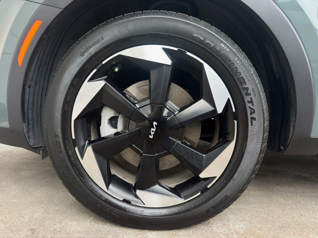 2025 Kia Sorento Hybrid EX Green at DeMontrond Automotive Group
