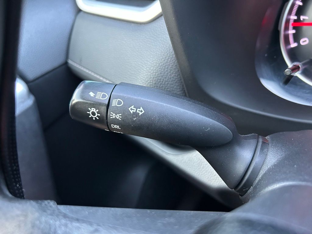 2021 Toyota RAV4 LE 20