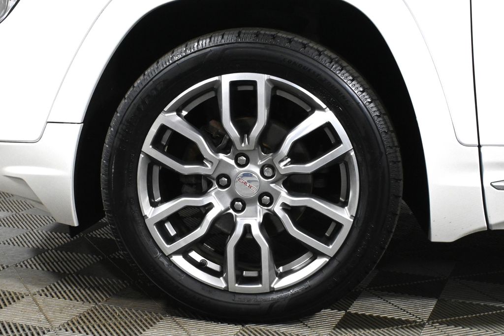 Thumbnail: 2023 GMC Terrain - 13